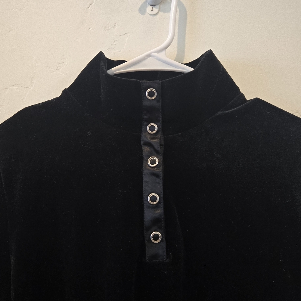 Velvet Top - Picture 6 of 9